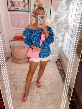 Lilly Pulitzer Beatrix off-the-shoulder top 💙